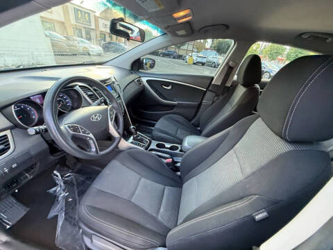 2017 Hyundai Elantra GT