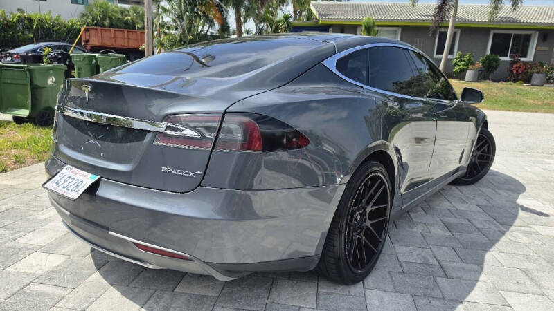 2013 Tesla Model S
