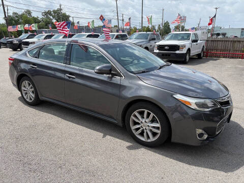 2014 Toyota Avalon XLE