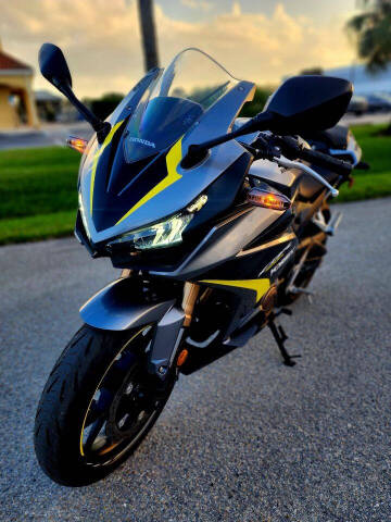 2023 Honda CBR500R