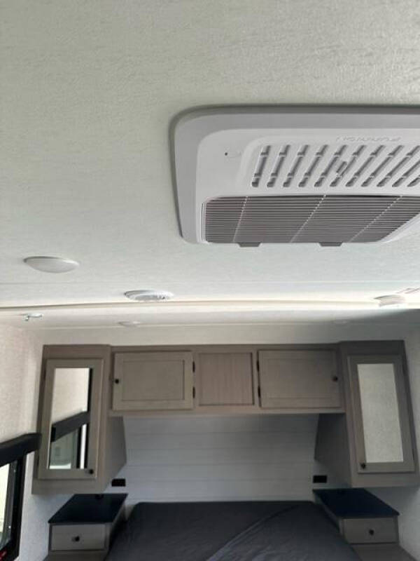 2024 Starcraft RV Super Lite