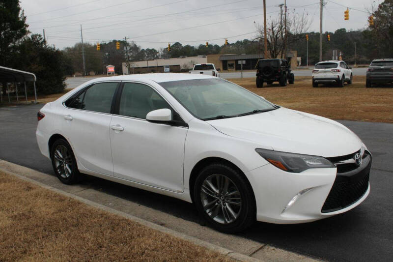 2017 Toyota Camry SE