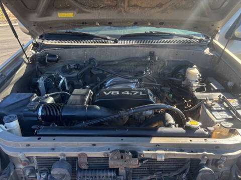 2002 Toyota Sequoia SR5