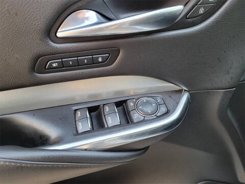 2020 Cadillac XT4 Premium Luxury