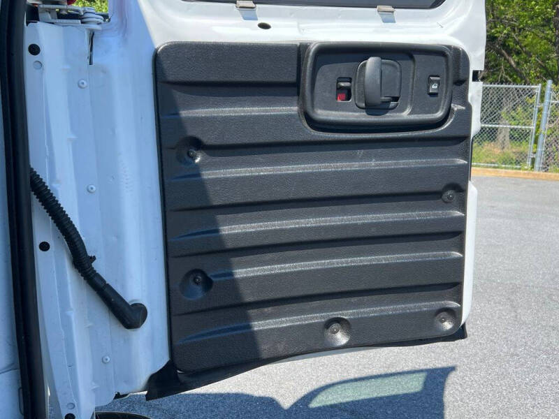 2024 Chevrolet Express 2500