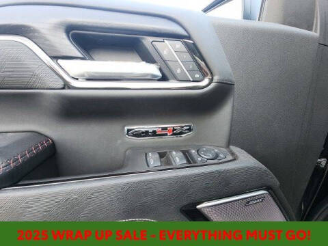 2025 GMC Sierra 1500 AT4X