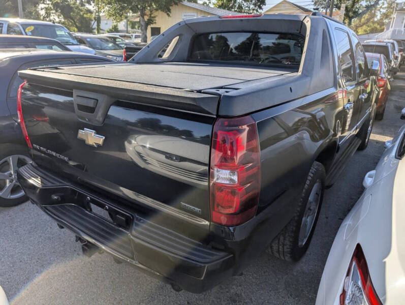 2010 Chevrolet Avalanche LTZ