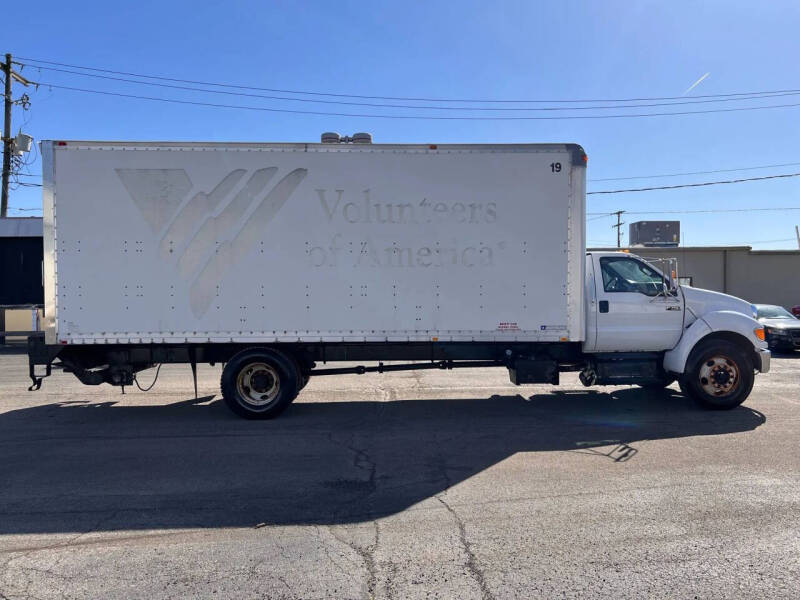 2011 Ford F-750 Super Duty