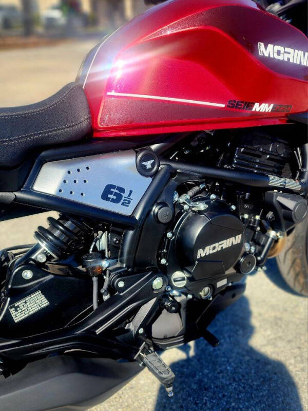 2023 Moto Morini STR 650