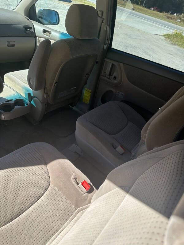 2006 Toyota Sienna LE 7 Passenger