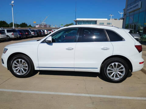 2015 Audi Q5 2.0T quattro Premium