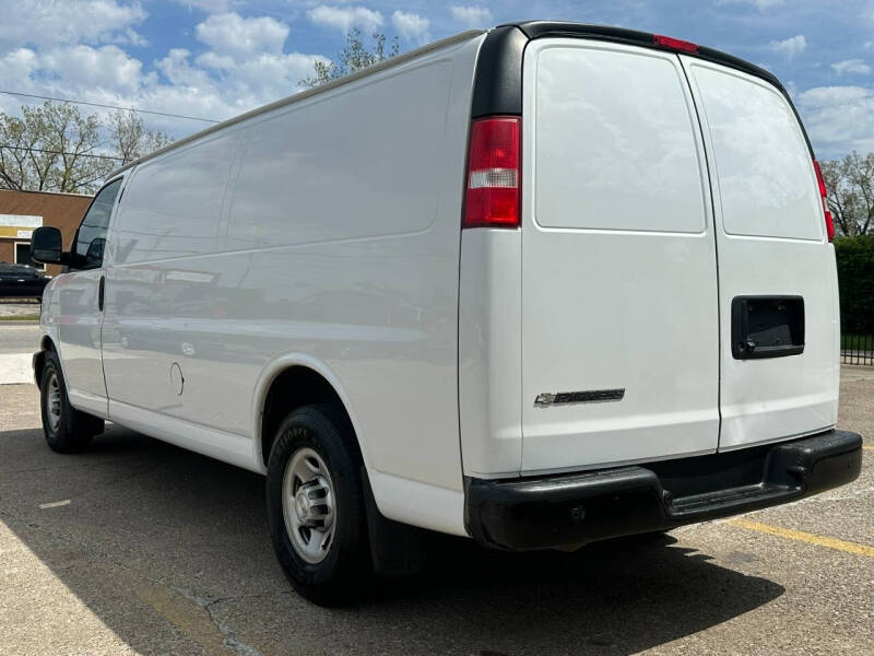 2017 Chevrolet Express 3500