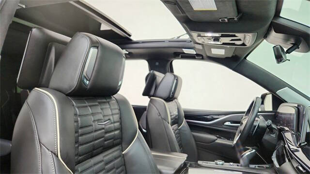 2023 Cadillac Escalade-V