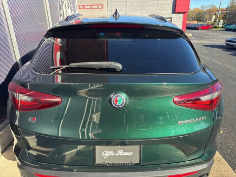 2019 Alfa Romeo Stelvio Sport