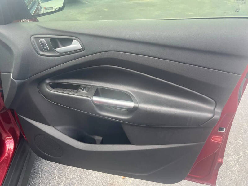 2017 Ford C-MAX Hybrid Titanium