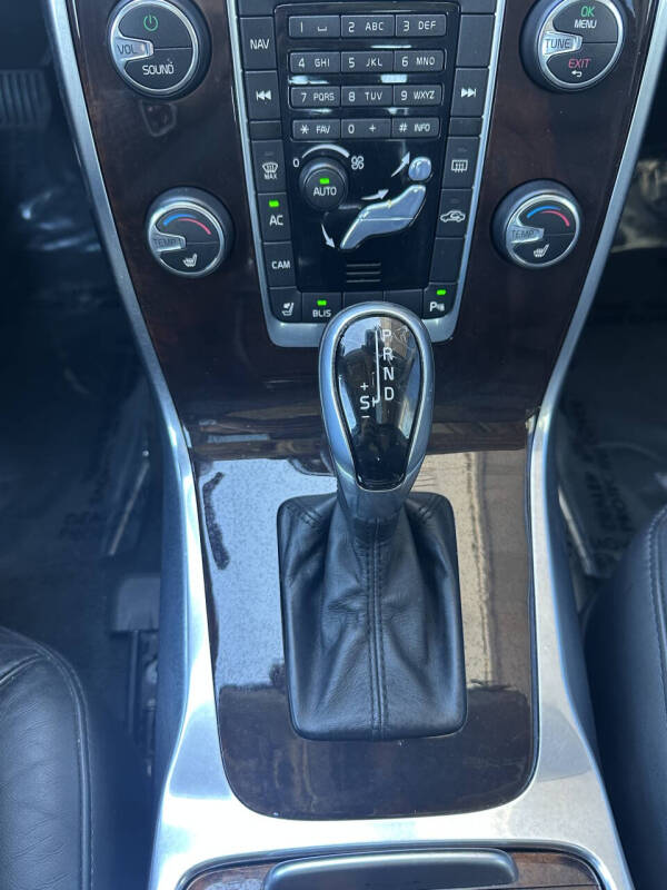 2015 Volvo S80 T6 Platinum