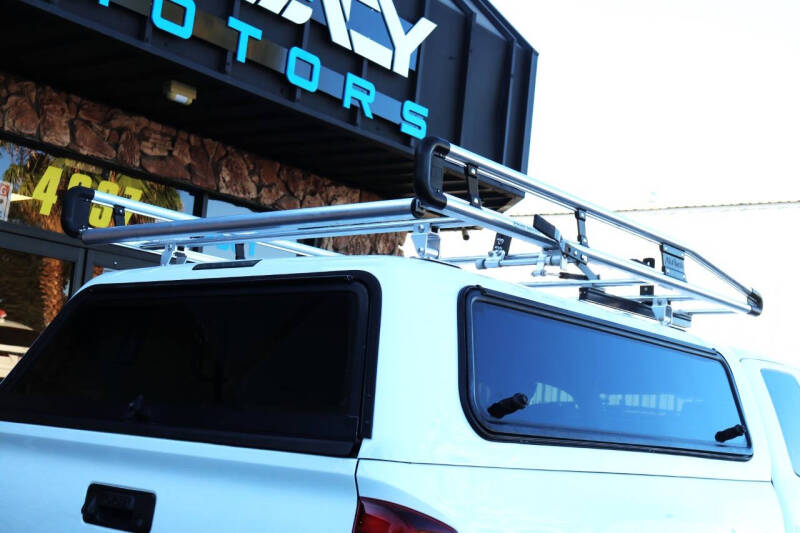 2020 Toyota Tacoma SR