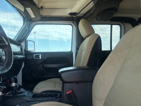 2020 Jeep Gladiator Sport