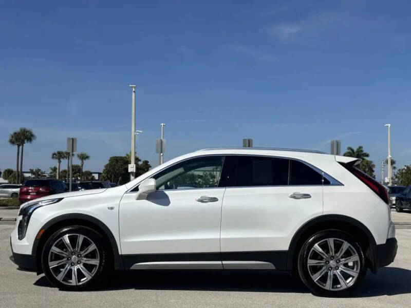 2019 Cadillac XT4 Premium Luxury