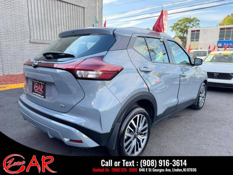 2023 Nissan Kicks SV
