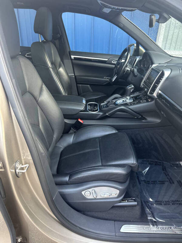 2016 Porsche Cayenne