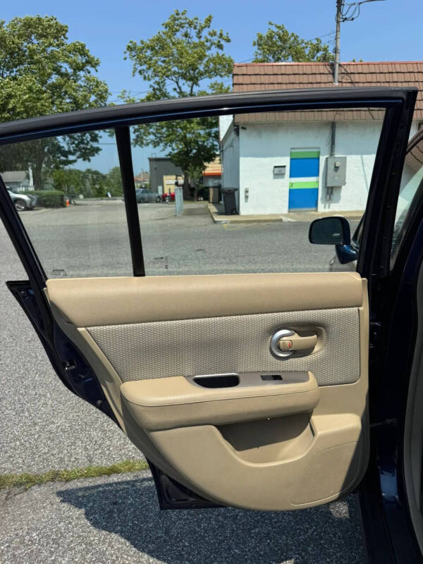 2008 Nissan Versa 1.8 S