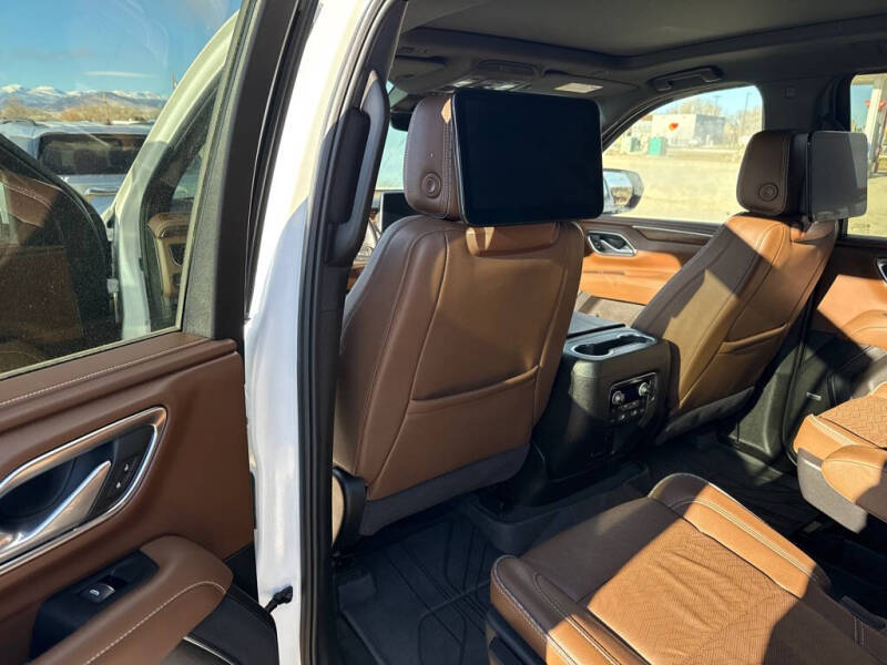 2024 Chevrolet Suburban High Country