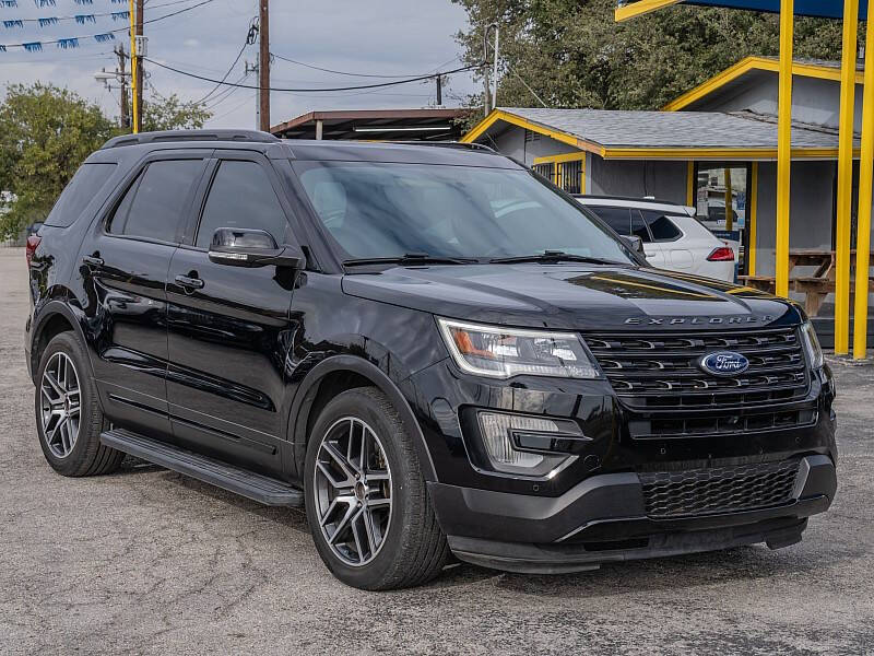 2017 Ford Explorer Sport