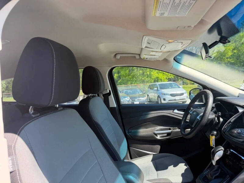 2016 Ford Escape SE