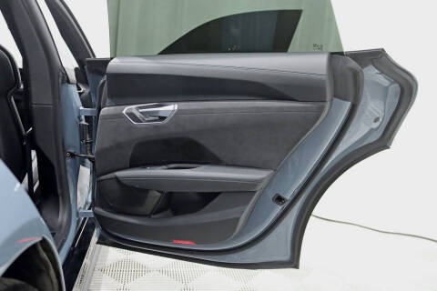 2022 Audi e-tron GT quattro Premium Plus