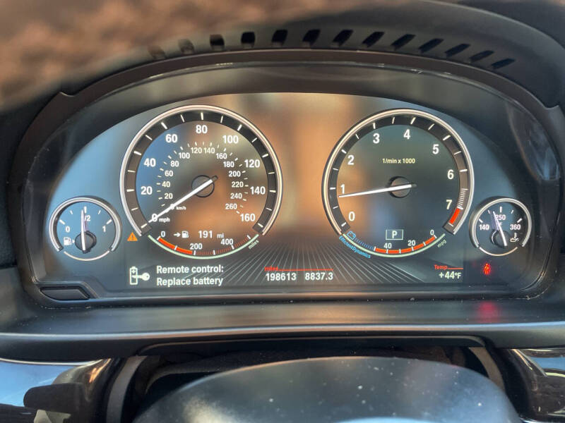 2015 BMW 5 Series 528i