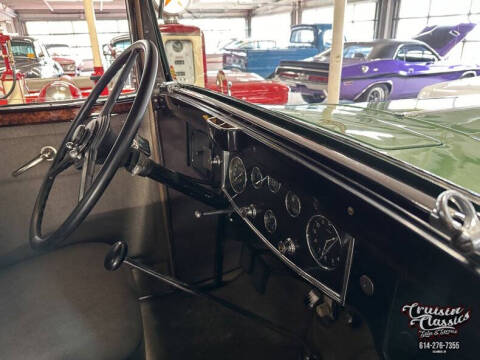 1932 Packard 902 Straight Eight Coupe