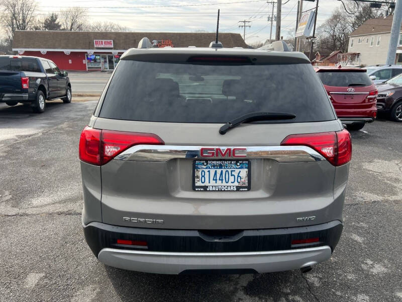 2019 GMC Acadia SLE-2