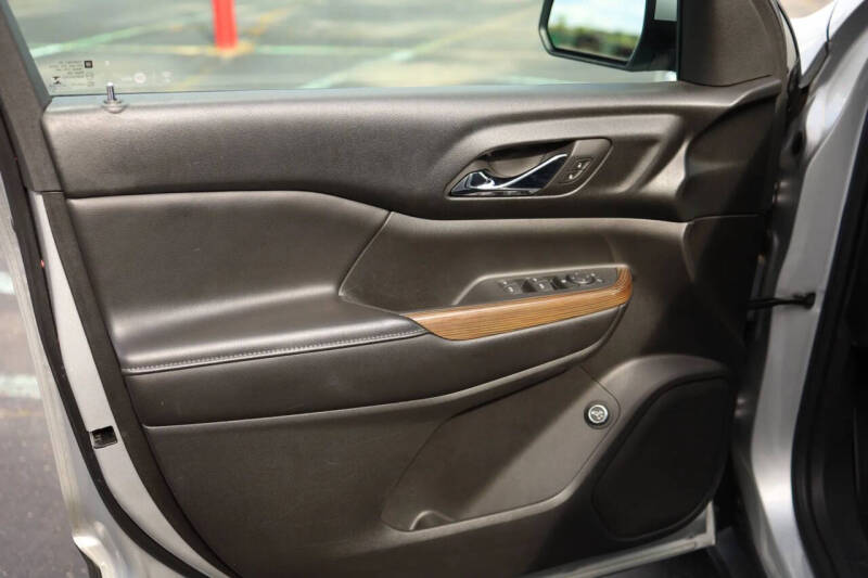 2018 GMC Acadia SLE-2