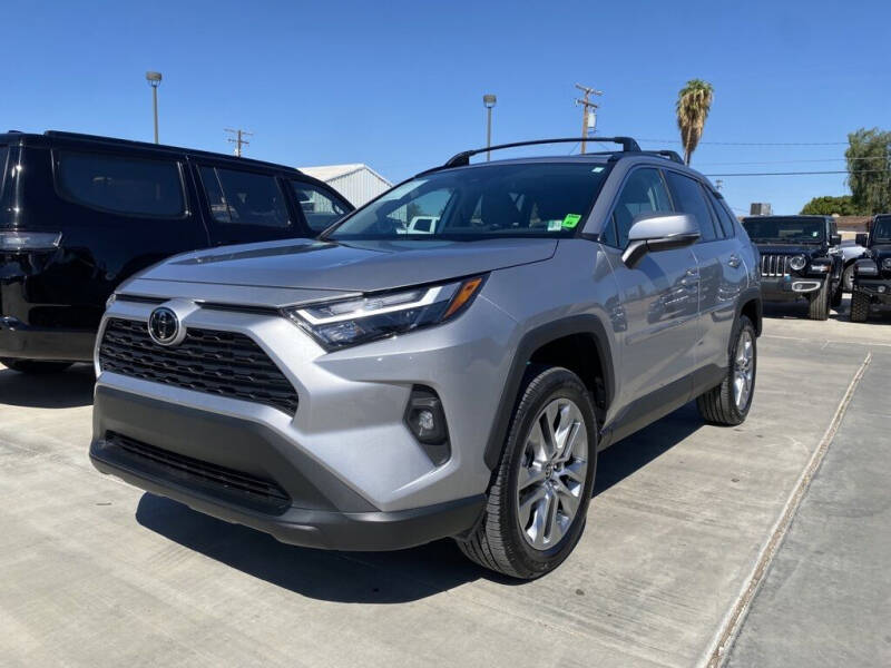 2023 Toyota RAV4 XLE Premium photo 8