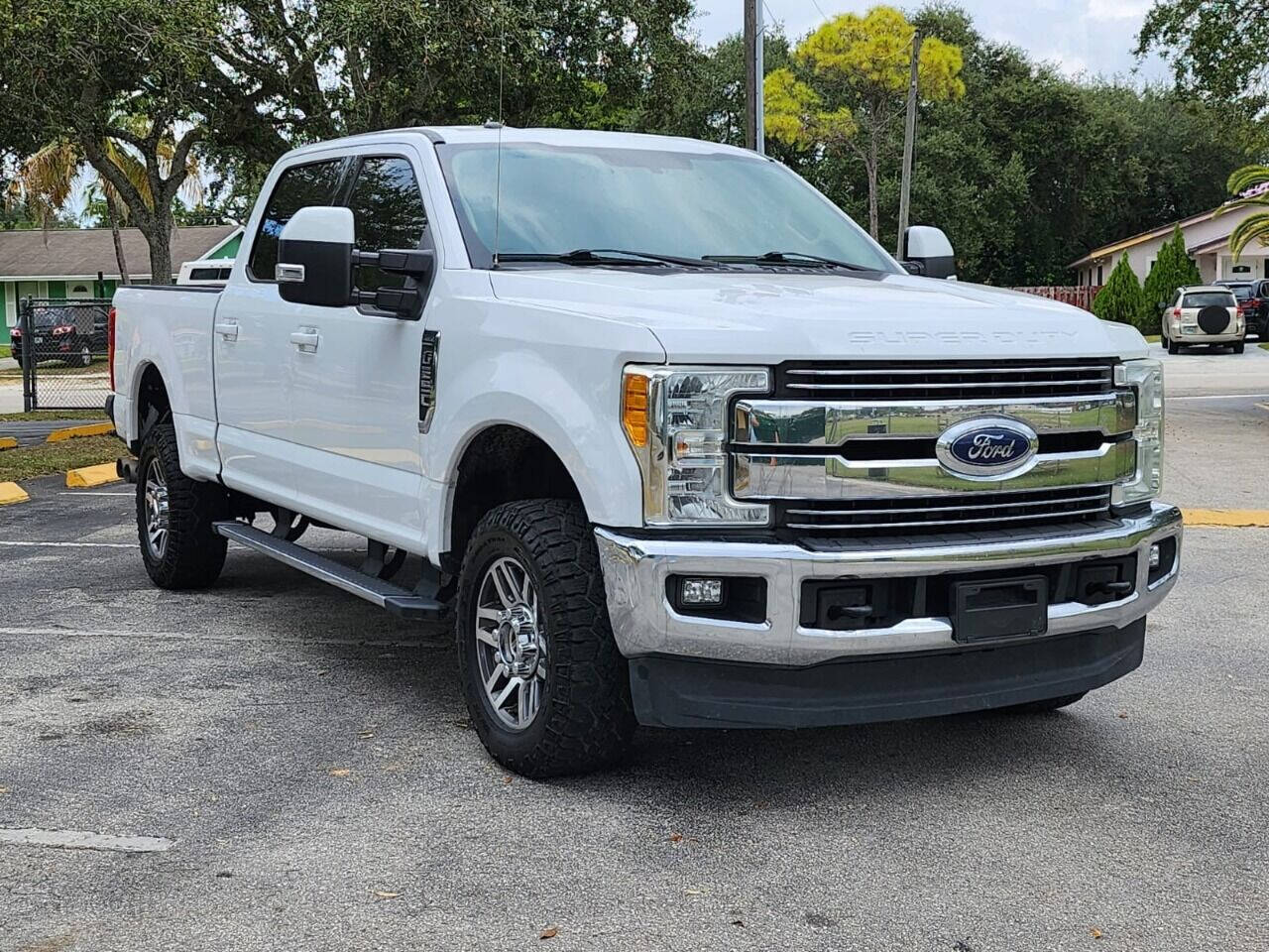 2017 FORD F-250 Pickup - $32,995