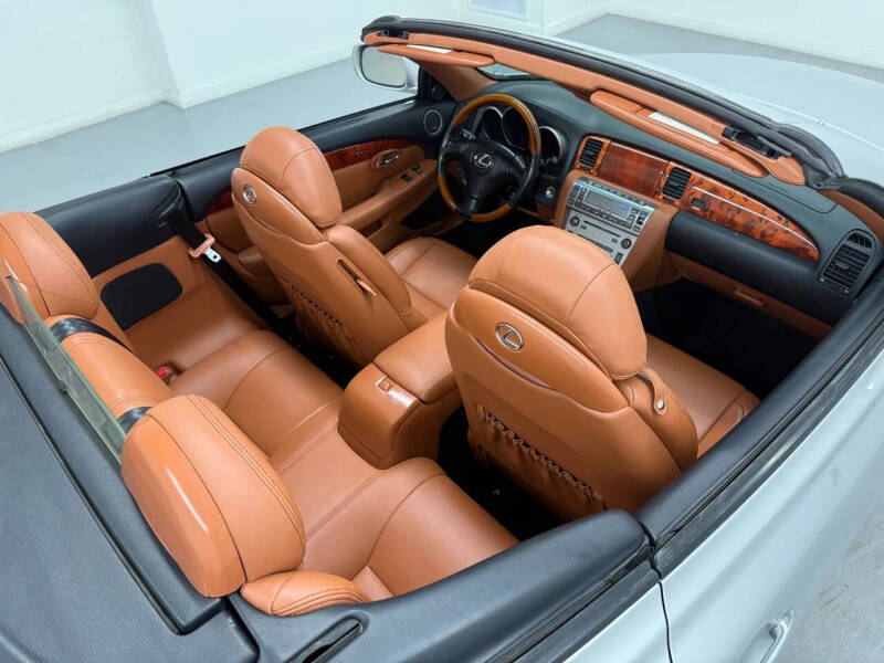 2010 Lexus SC 430