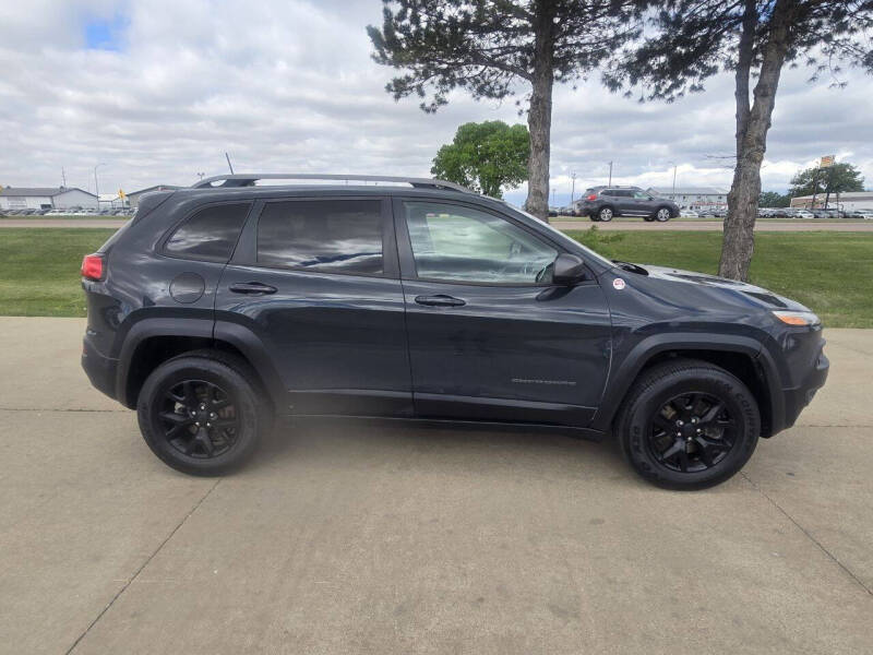 2016 Jeep Cherokee Trailhawk