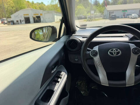 2014 Toyota Prius c