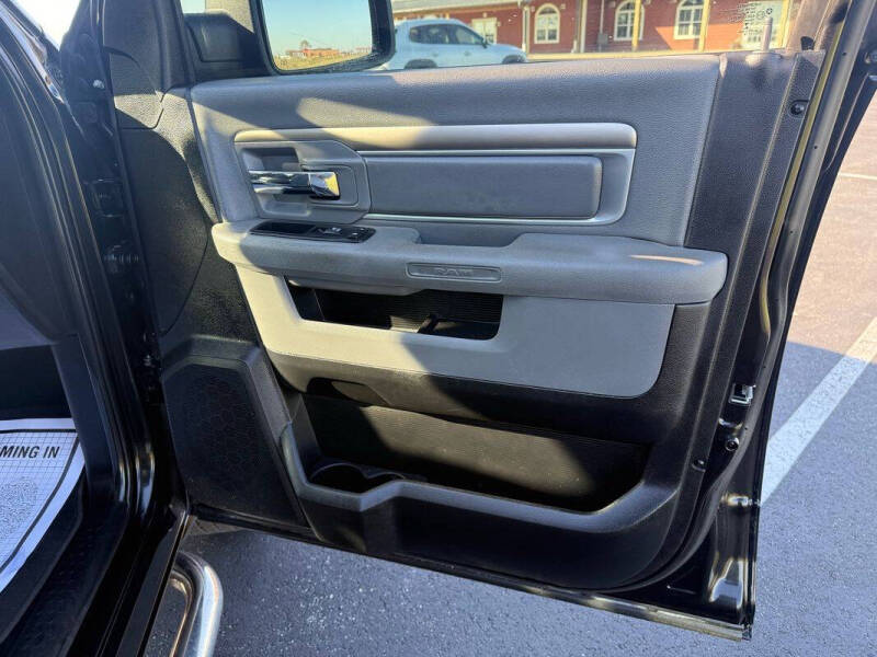 2016 RAM 1500 Big Horn