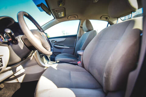 2011 Toyota Corolla LE