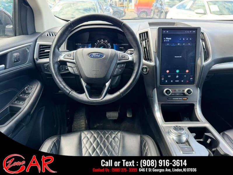 2023 Ford Edge Titanium