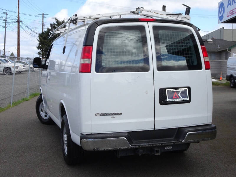 2014 Chevrolet Express Cargo Work Van - Photo 6