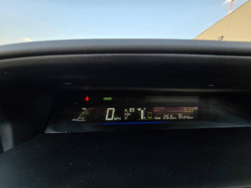 2012 Toyota Prius v Three