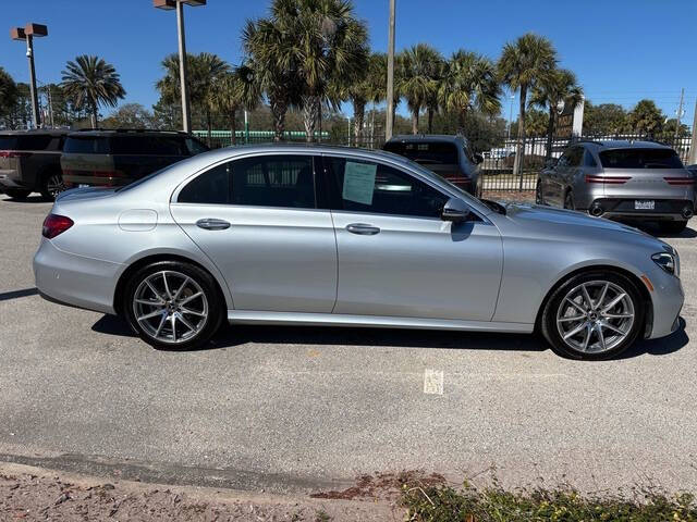 2022 Mercedes-Benz E-Class 18