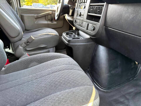 2020 Chevrolet Express 2500