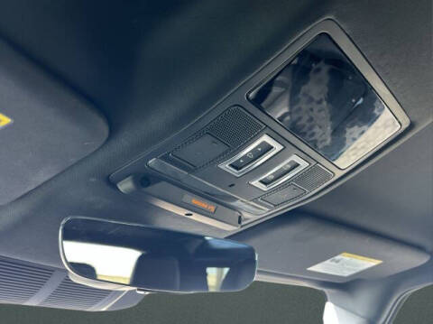 2024 Land Rover Defender 90 P400 X-Dynamic SE