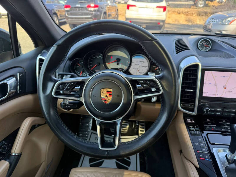 2018 Porsche Cayenne S