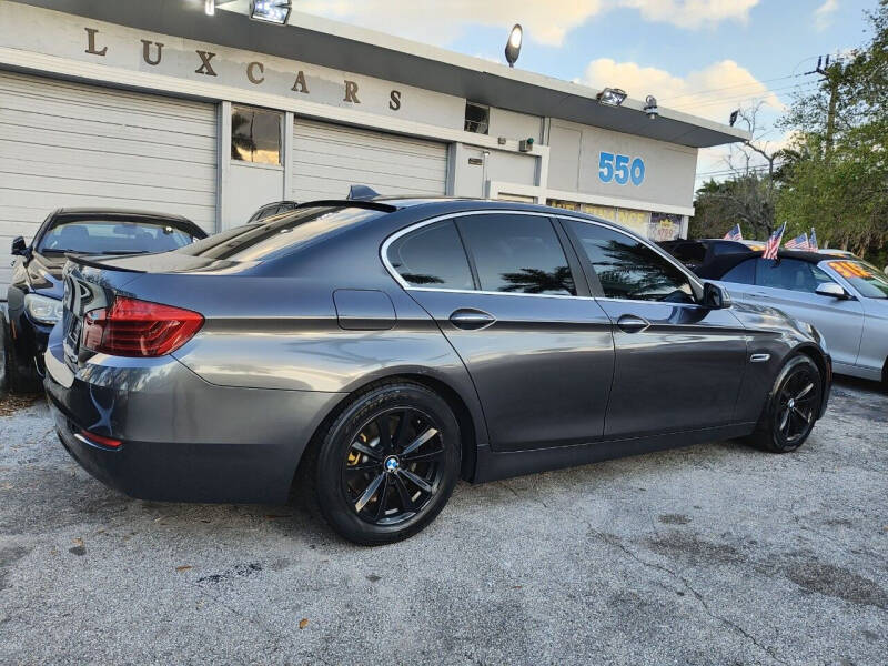 2016 BMW 5 Series 528i