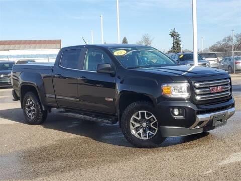 2015 GMC Canyon for sale at Betten Baker Preowned Center in Twin Lake MI